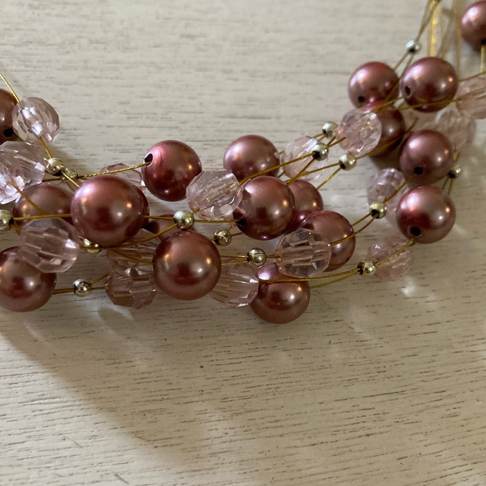 Elegant Gold and Copper Beaded Necklace - Picture 2 of 6